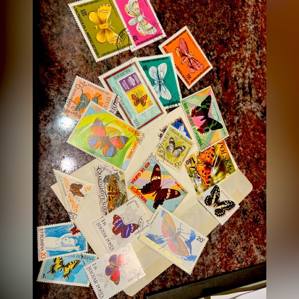 23 Postage Stamps collectibles